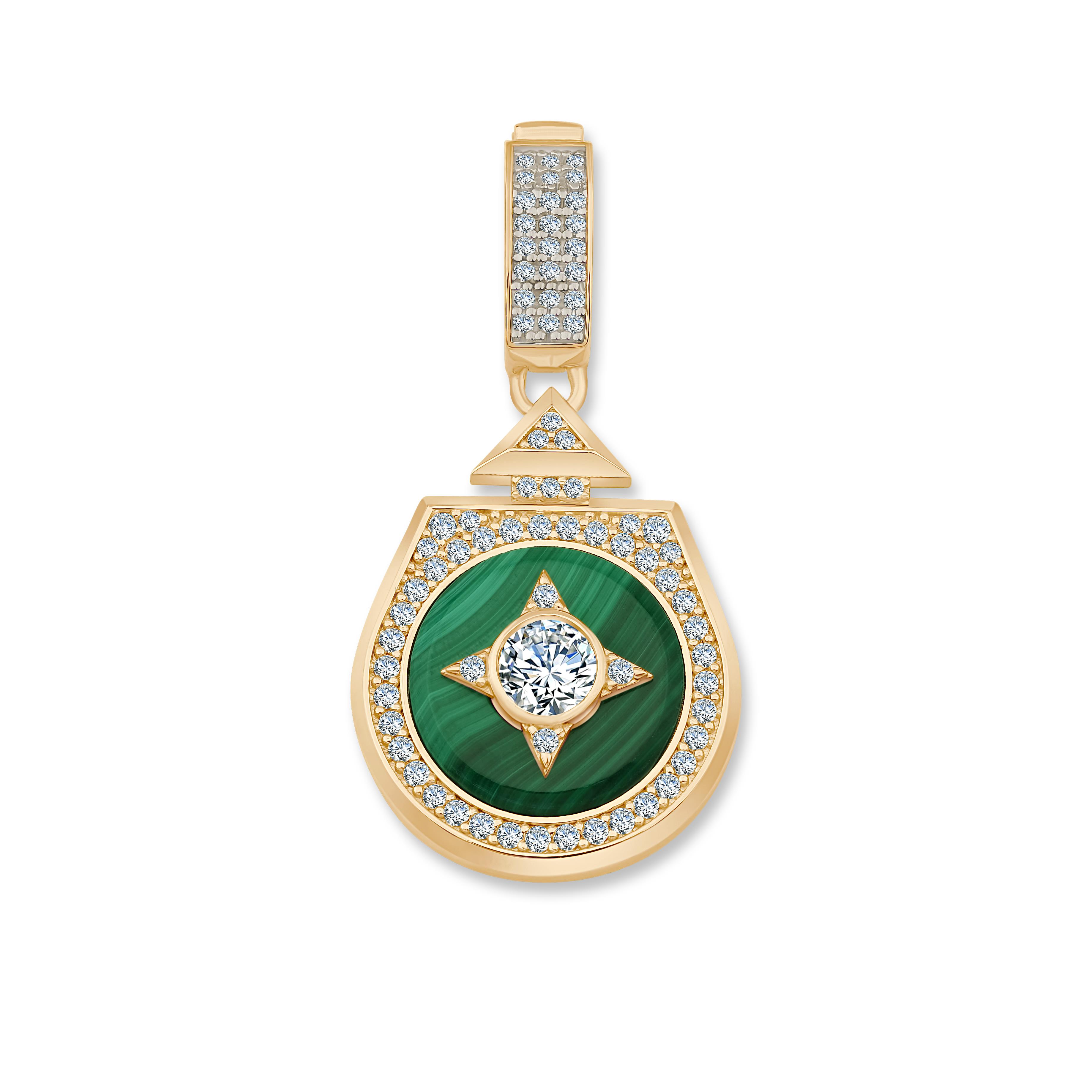 Beş Taşlı Madalyon Charm