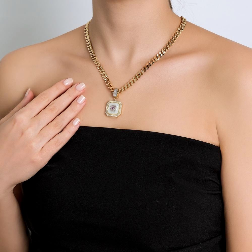 Mineli Tektaş Charm